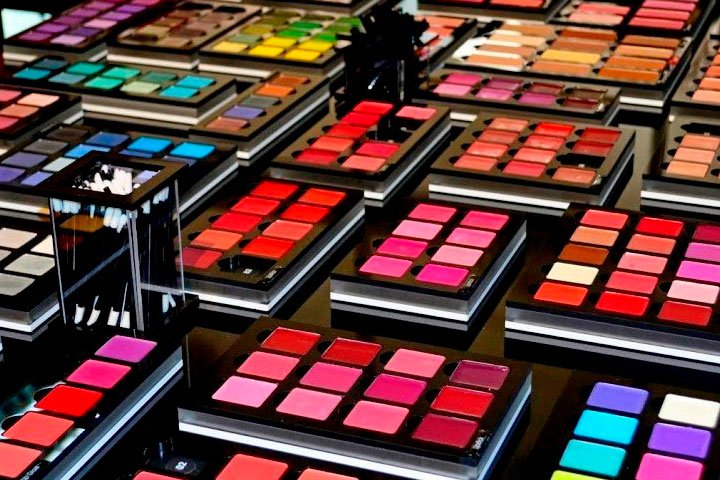 Сертификат на покупку косметики в INGLOT | «Инглот»