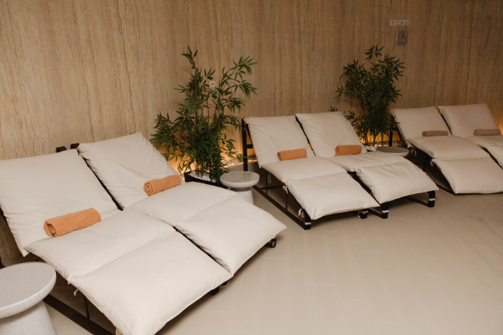 SPA-день с массажным ритуалом и аквазоной