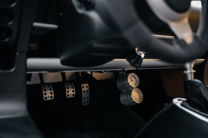 Обучение вождению на гоночном треке на Lotus Europa S