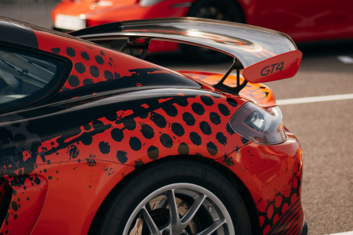 Обучение вождению на гоночном треке на Porsche Cayman