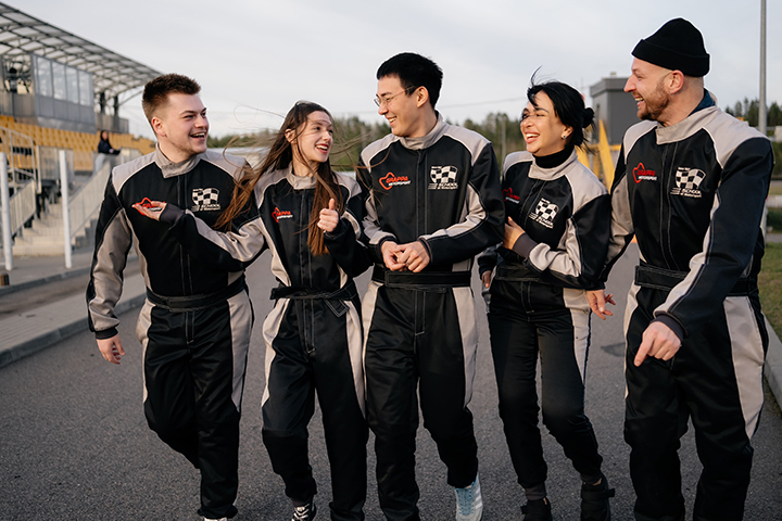 Картинг в «Smart Racing»: гонки в стайках